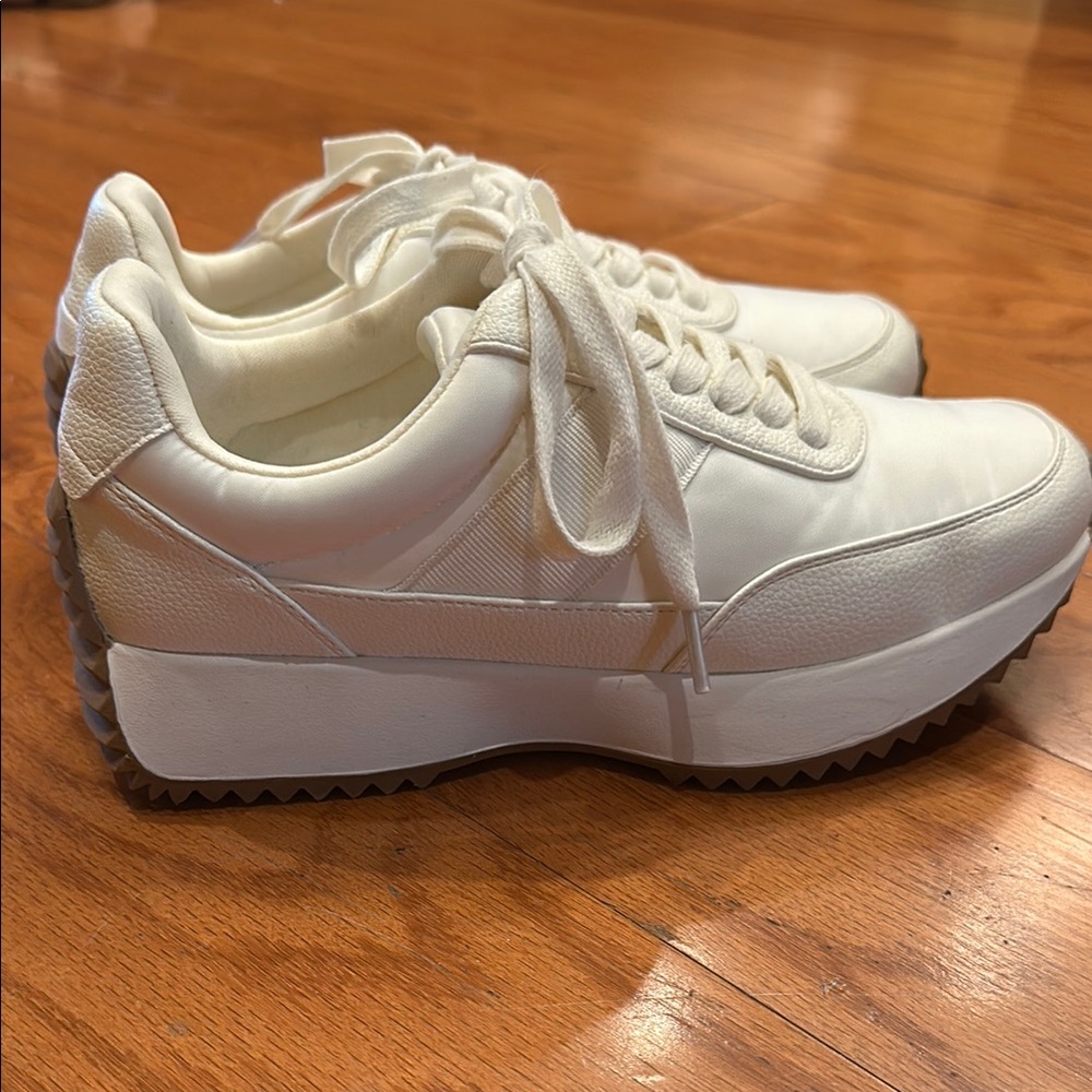 DV by Dolce Vita White Platform Sneakers